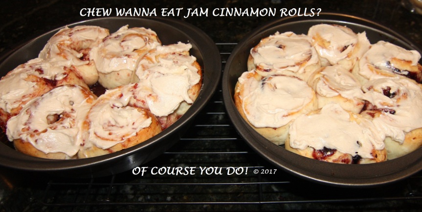 jam-cinnamon-rolls-8